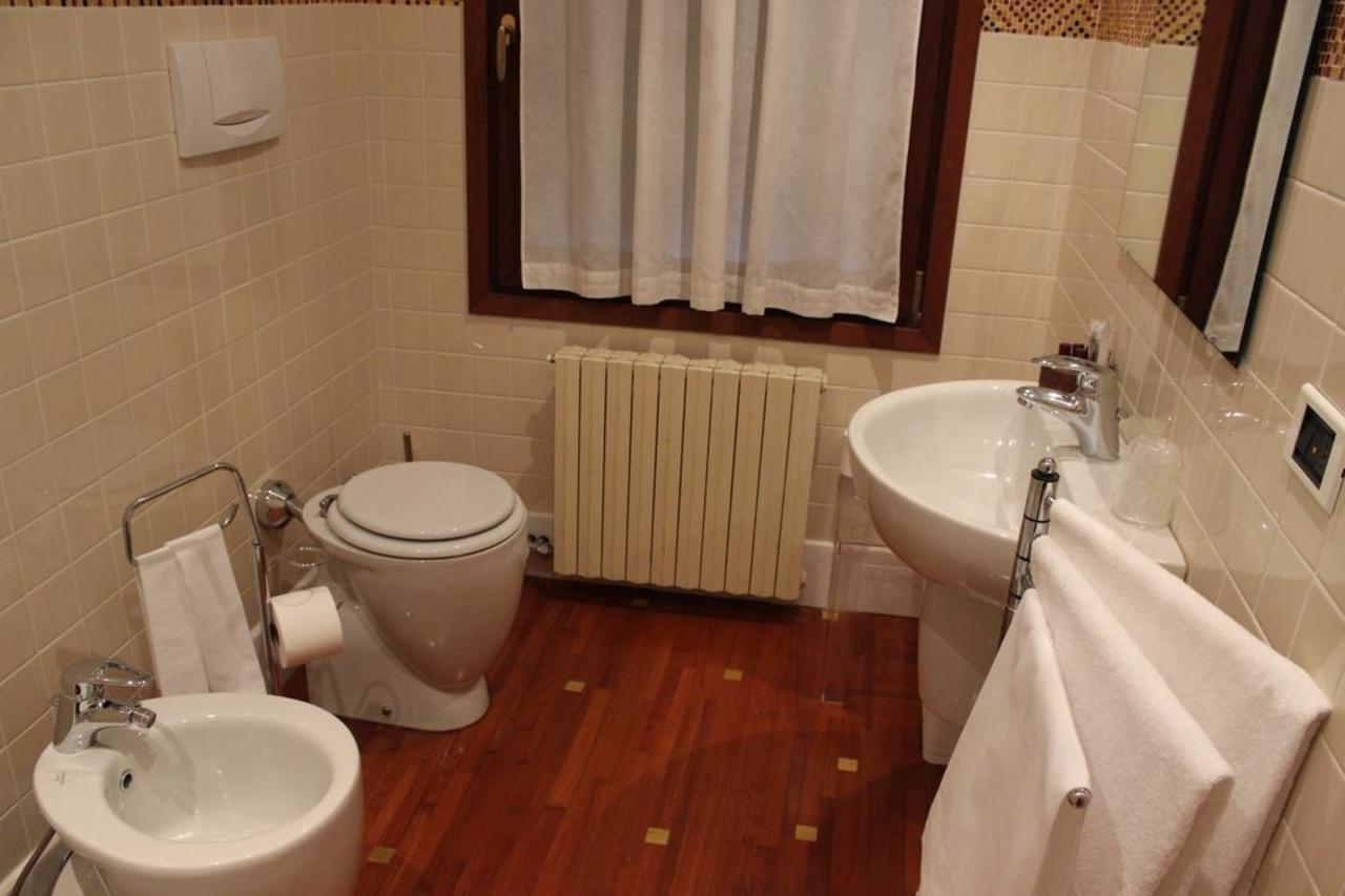 Domus Orsoni Bed & Breakfast Venesia Bagian luar foto